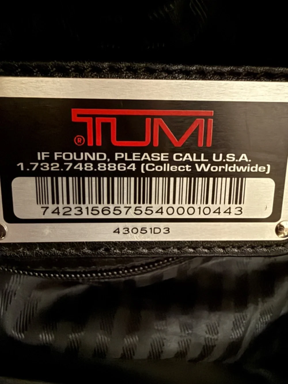 TUMI  Black Carry/Weekend Back with Leather Trim